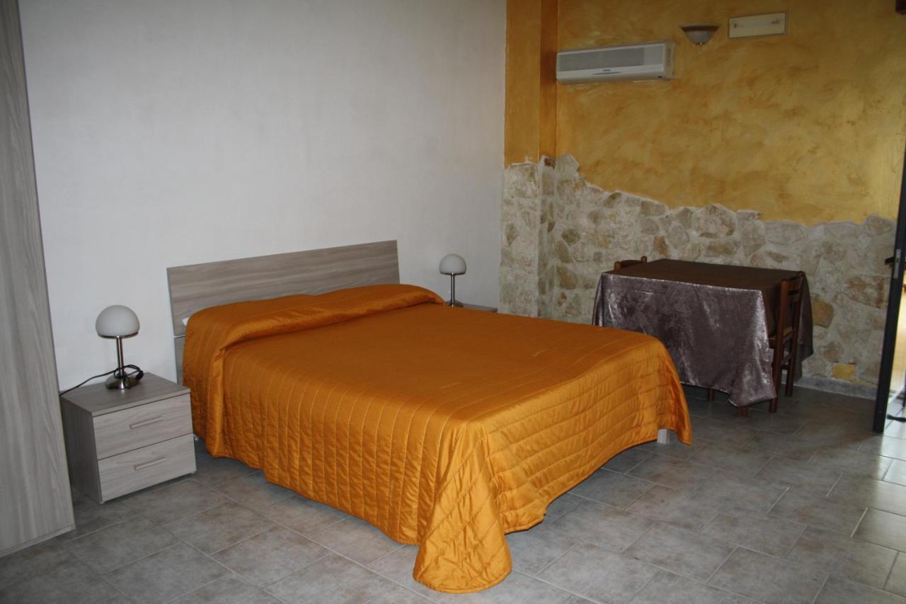 B&B Borgo Pileri Mazzarino 外观 照片